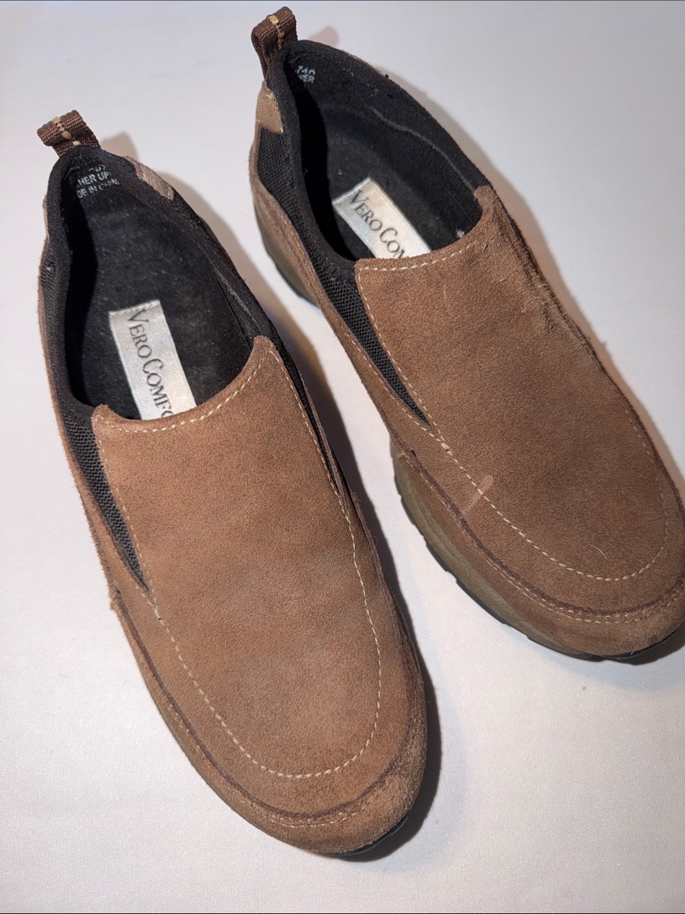 Vero Comfort Slip On Brown Suede Loafers Women's Size 7